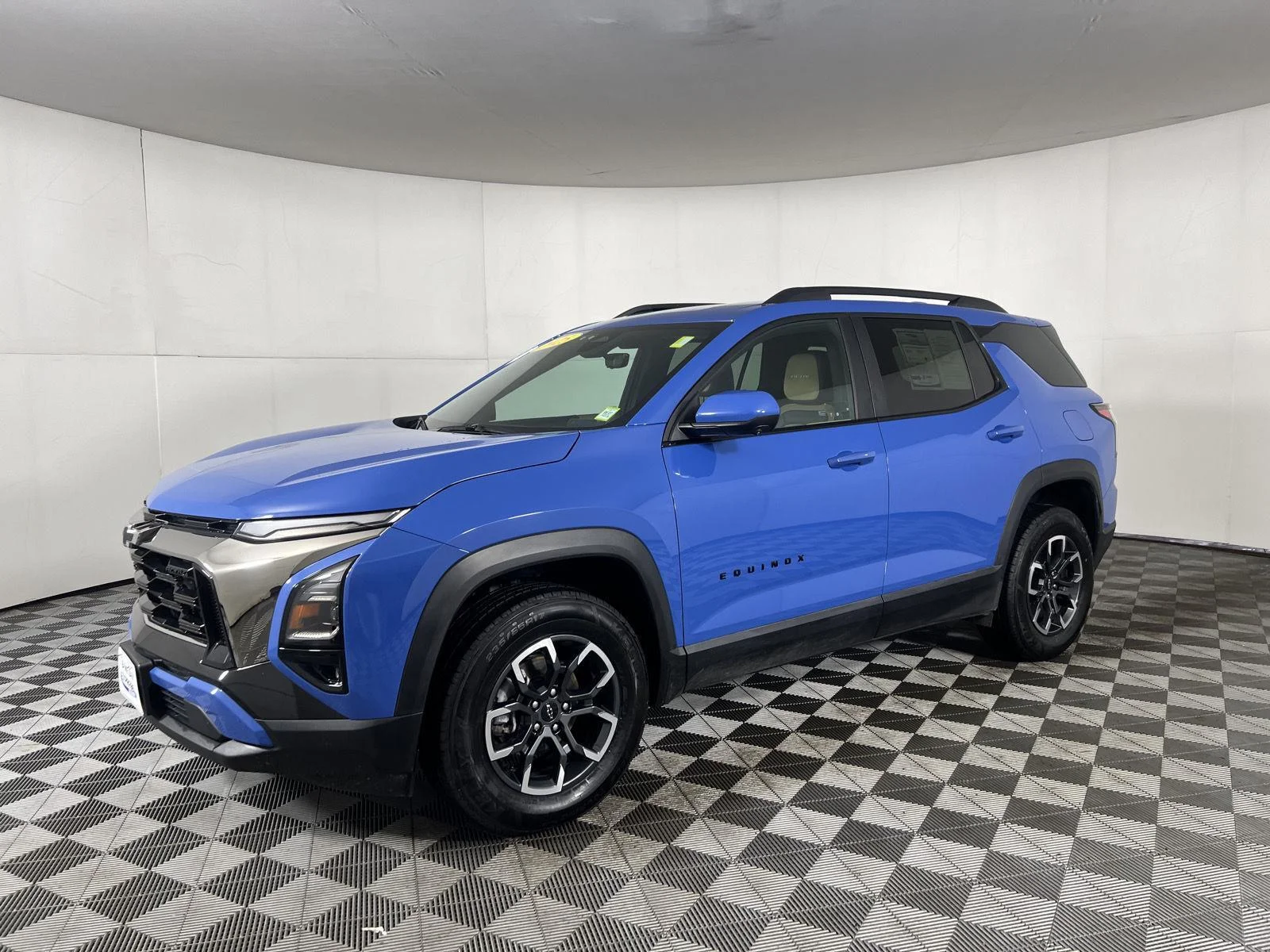 Used 2025 Reef Blue Metallic Chevrolet ACTIV image 24