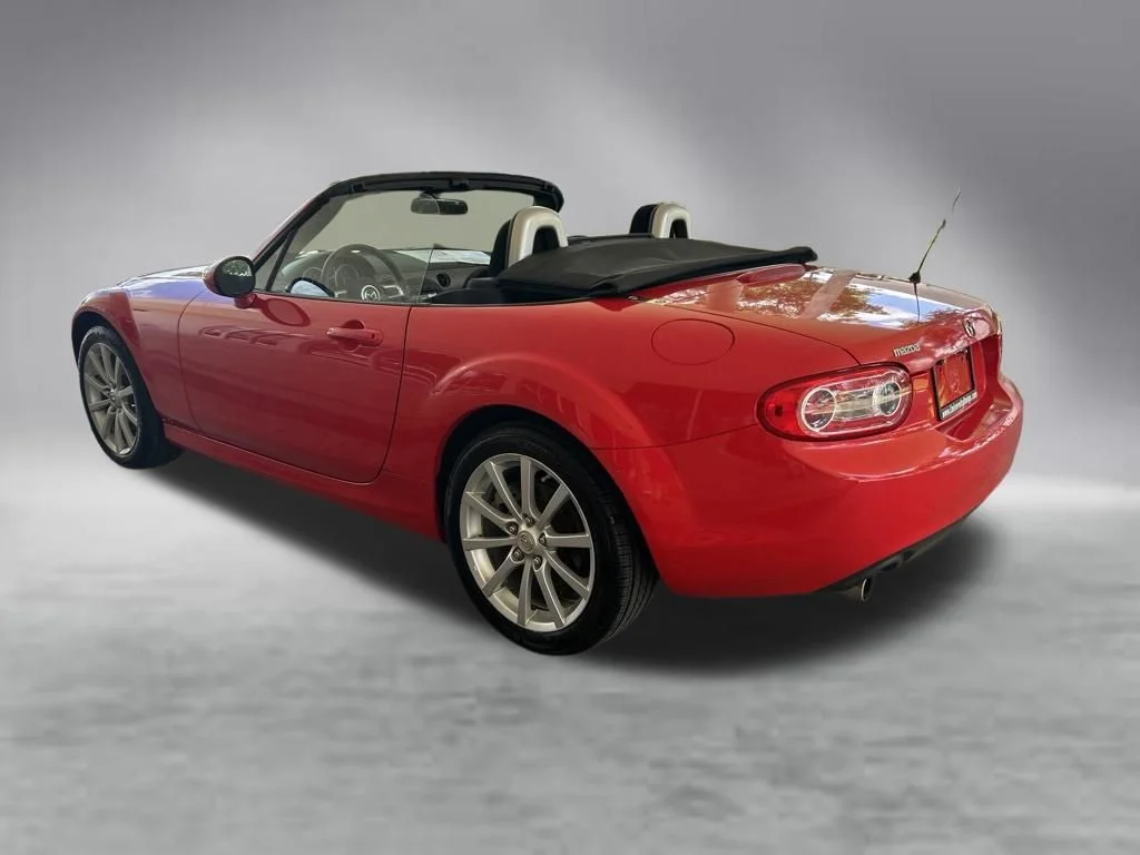 Used 2009 Red Mazda Sport image 9