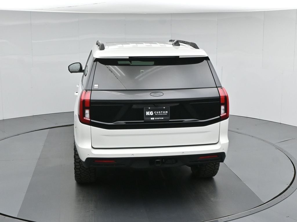New 2026 Star White Metallic Tri-Coat Ford Active image 42