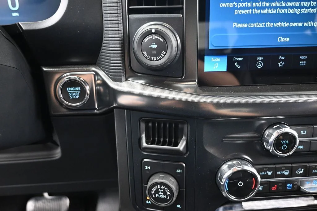 New 2026 Agate Black Metallic Ford Lariat image 18