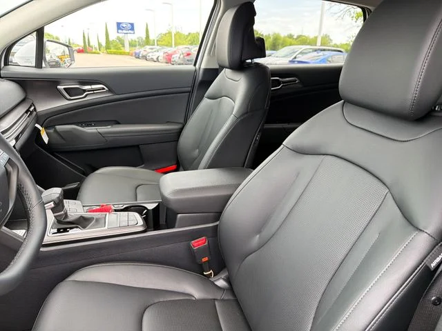 New 2026 White Kia EX image 20