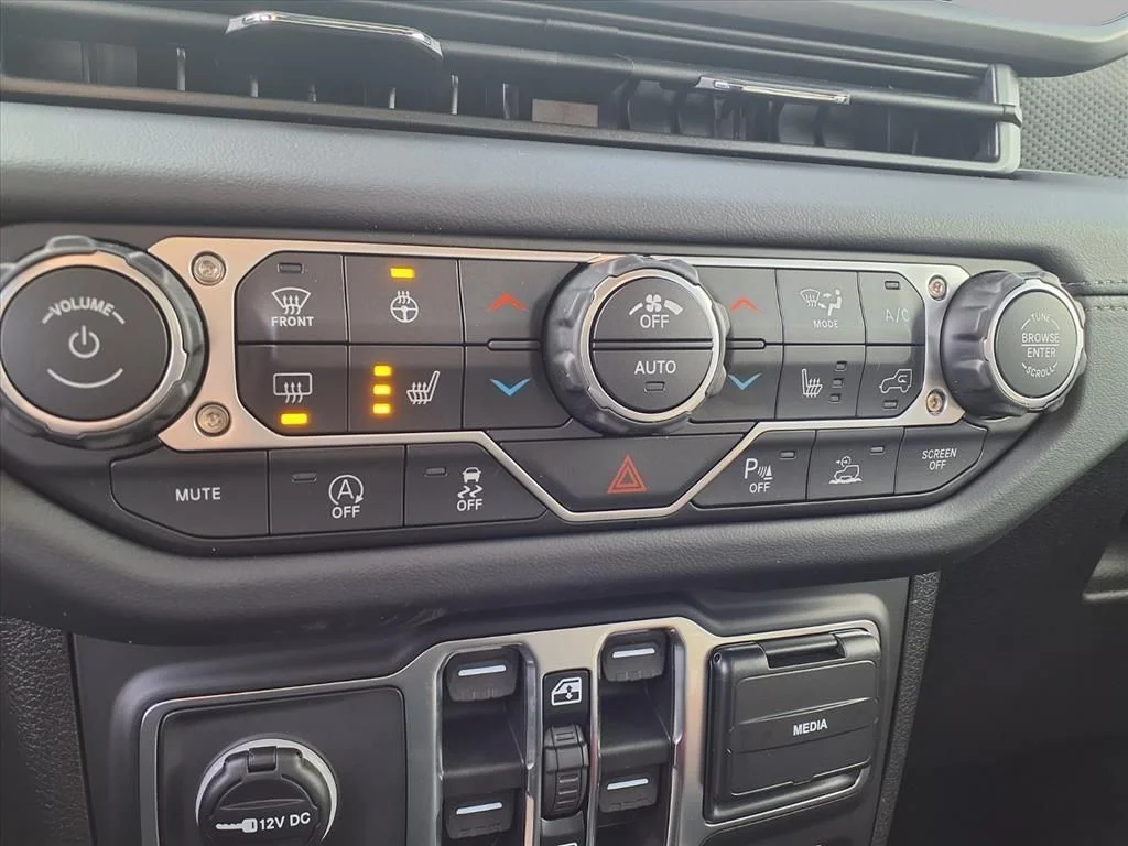 New 2026 Reign Exterior Paint Jeep Rubicon X image 12