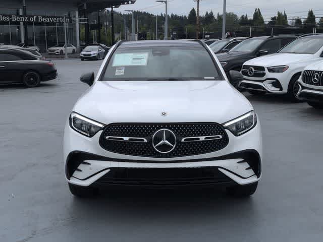 New 2026 Polar White Mercedes-Benz GLC 300 image 3