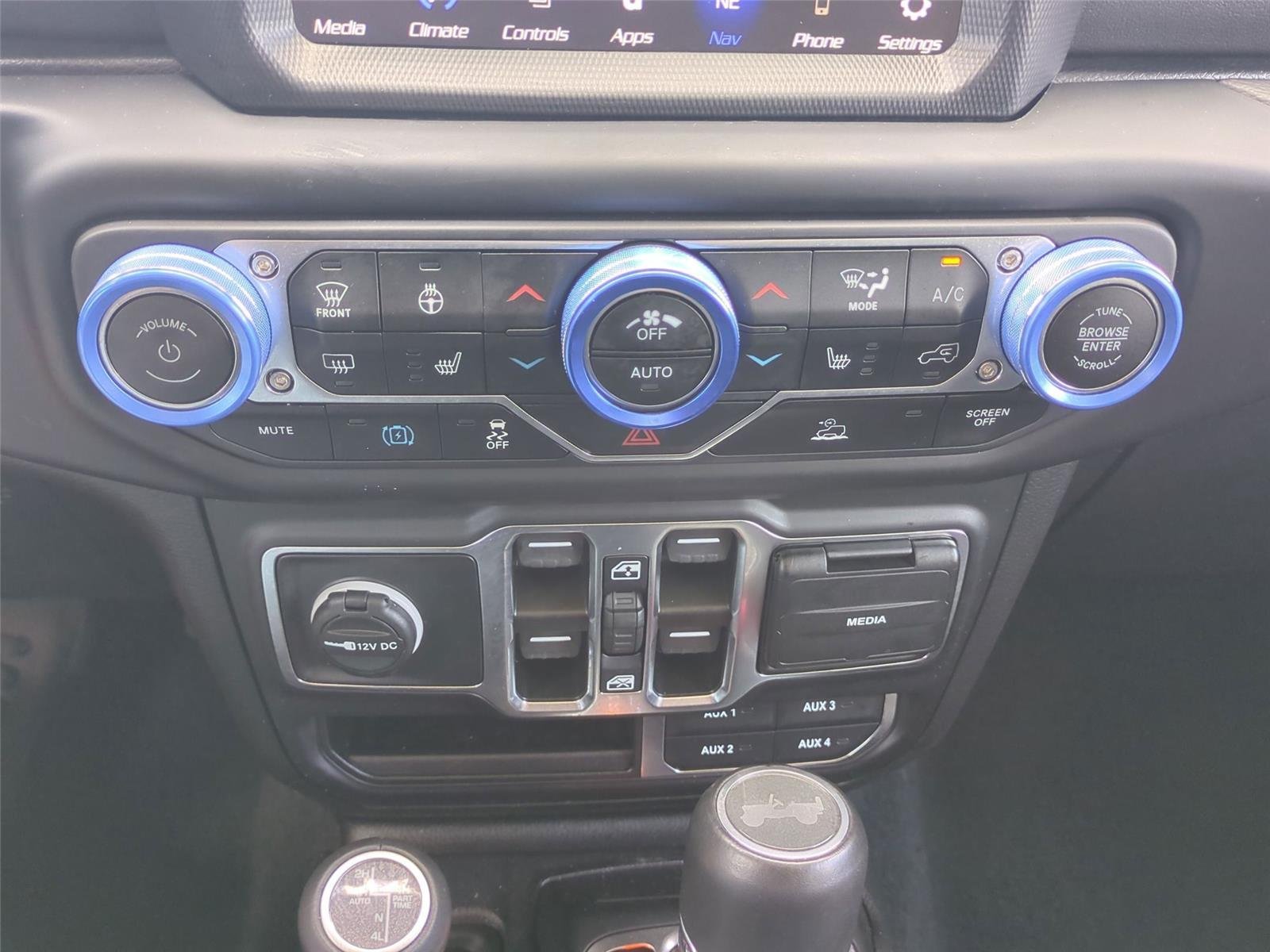 Used 2022 Black Clearcoat Jeep Unlimited Sahara image 27