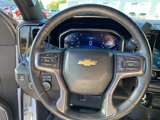Used 2024 Iridescent Pearl Tricoat Chevrolet High Country DRW image 21