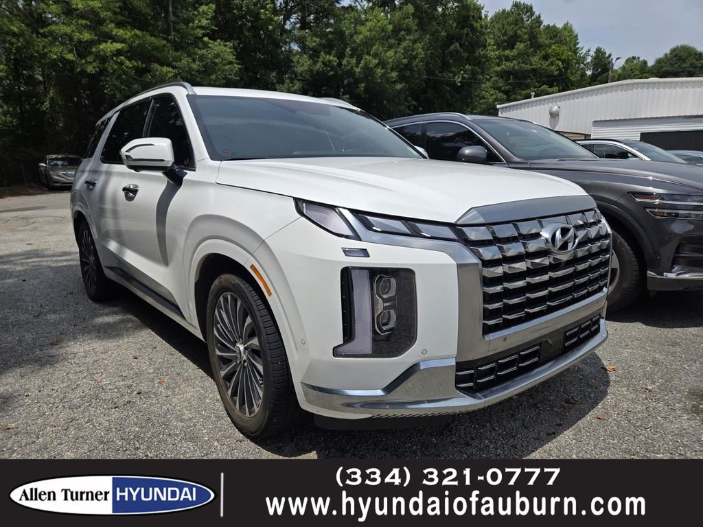 Used 2024 White Hyundai Calligraphy image 1
