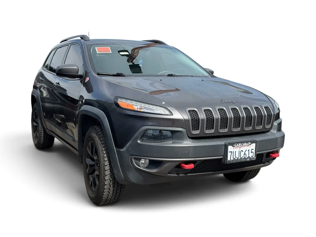 Used 2016 Gray Jeep Trailhawk image 14