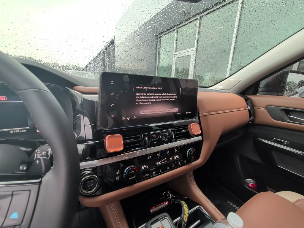 Used 2026 Gray Nissan Platinum image 7