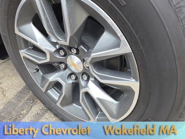 New 2026 Summit White Chevrolet LT (2FL) image 5