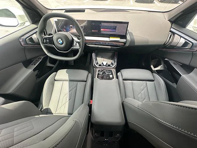New 2026 Alpine White BMW 30 xDrive image 6