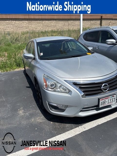 2014 Nissan Altima 2.5 S's photo