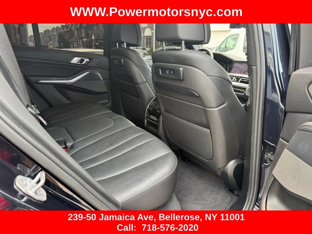 Used 2020 Black BMW M50i image 30