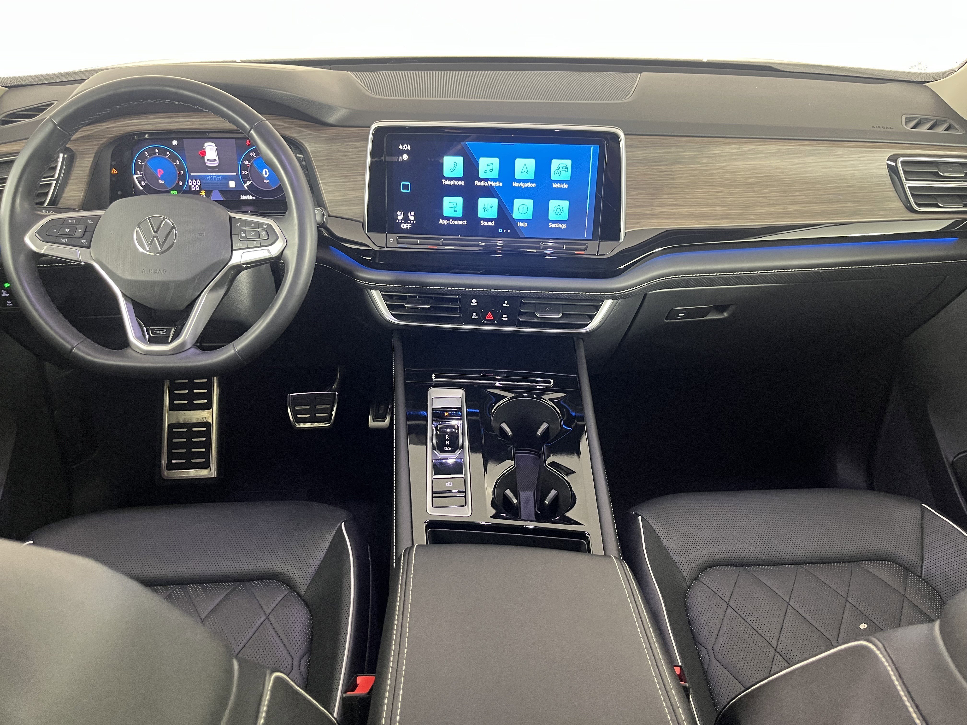 2024 Volkswagen Atlas SEL Premium R-Line - Photo 10
