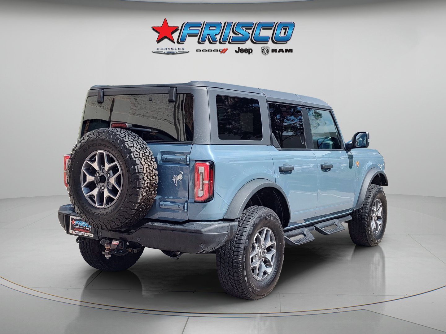 Used 2023 Azure Gray Metallic Tri-Coat Ford Badlands image 7