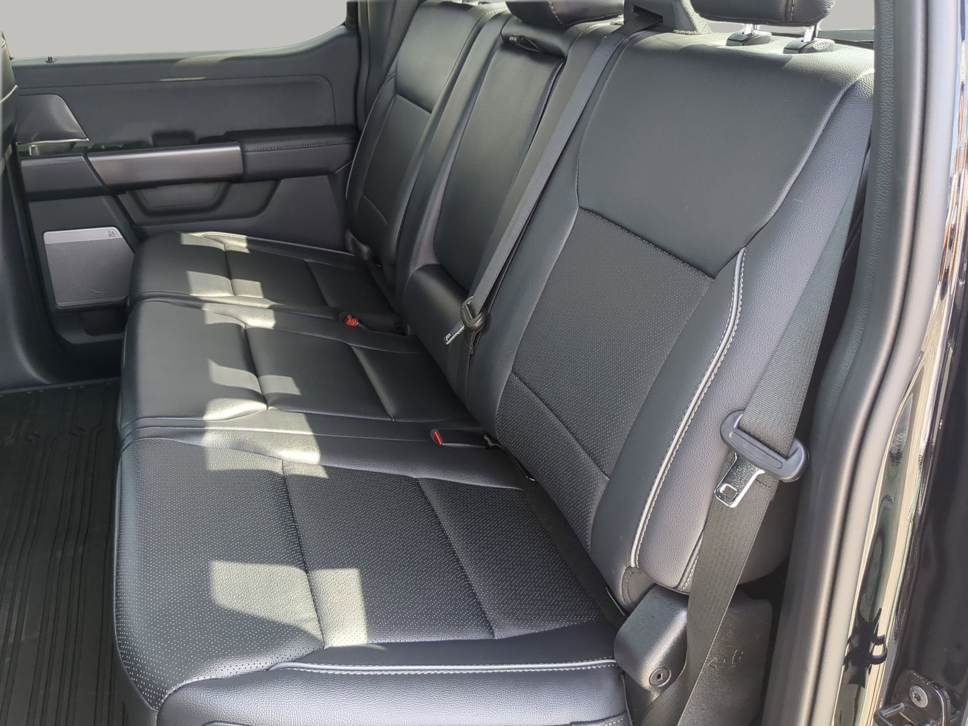 New 2026 Agate Black Metallic Ford Lariat® image 51