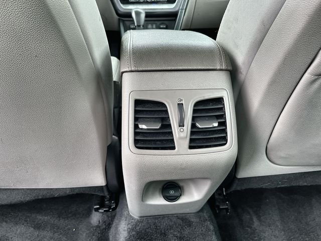 Used 2019 Silver Hyundai SEL image 23