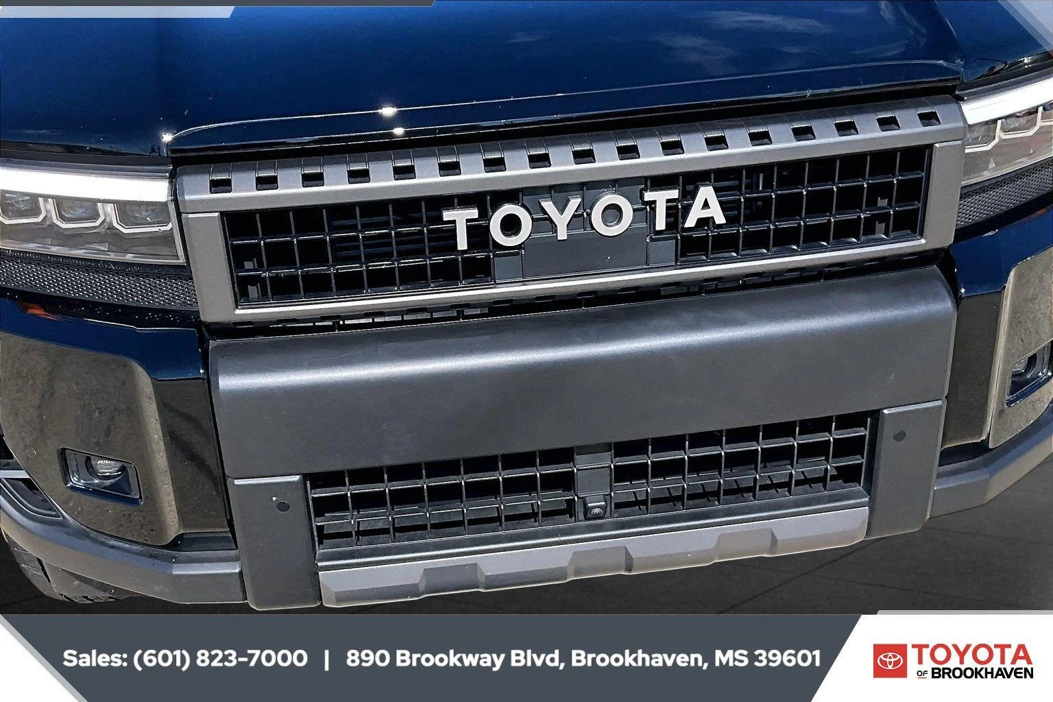 Used 2025 Black Toyota Base image 22