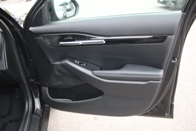 Used 2024 Black Kia EX image 32