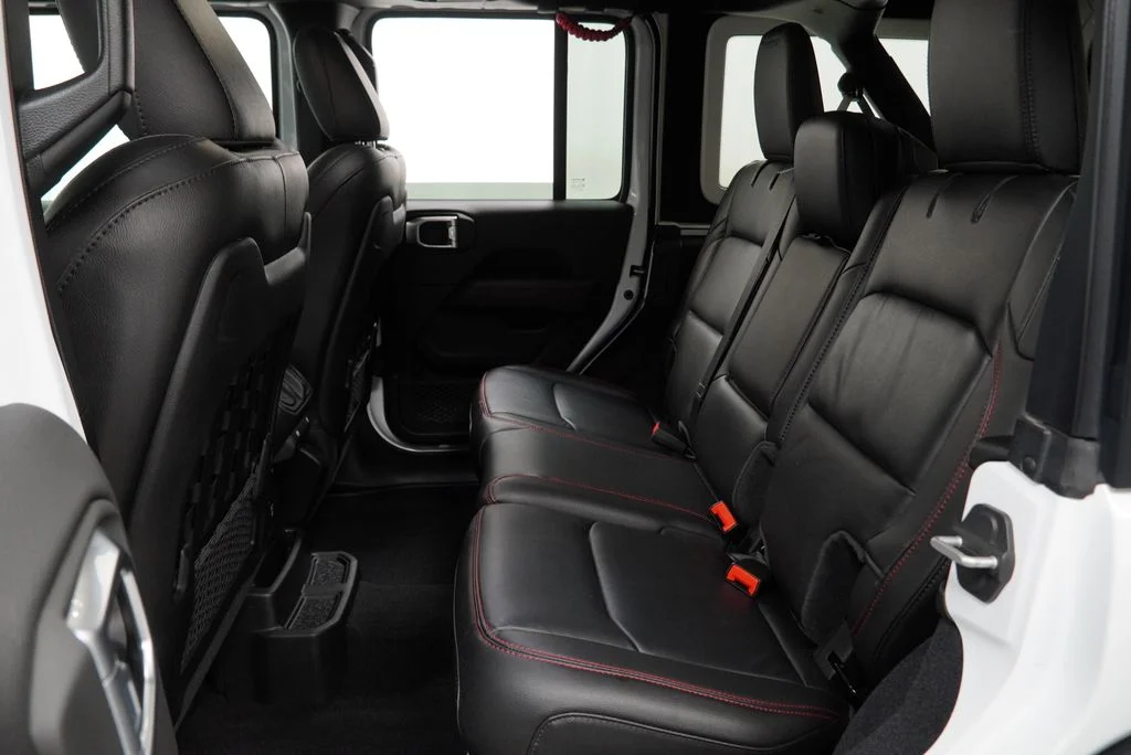 Used 2023 White Jeep Rubicon image 22