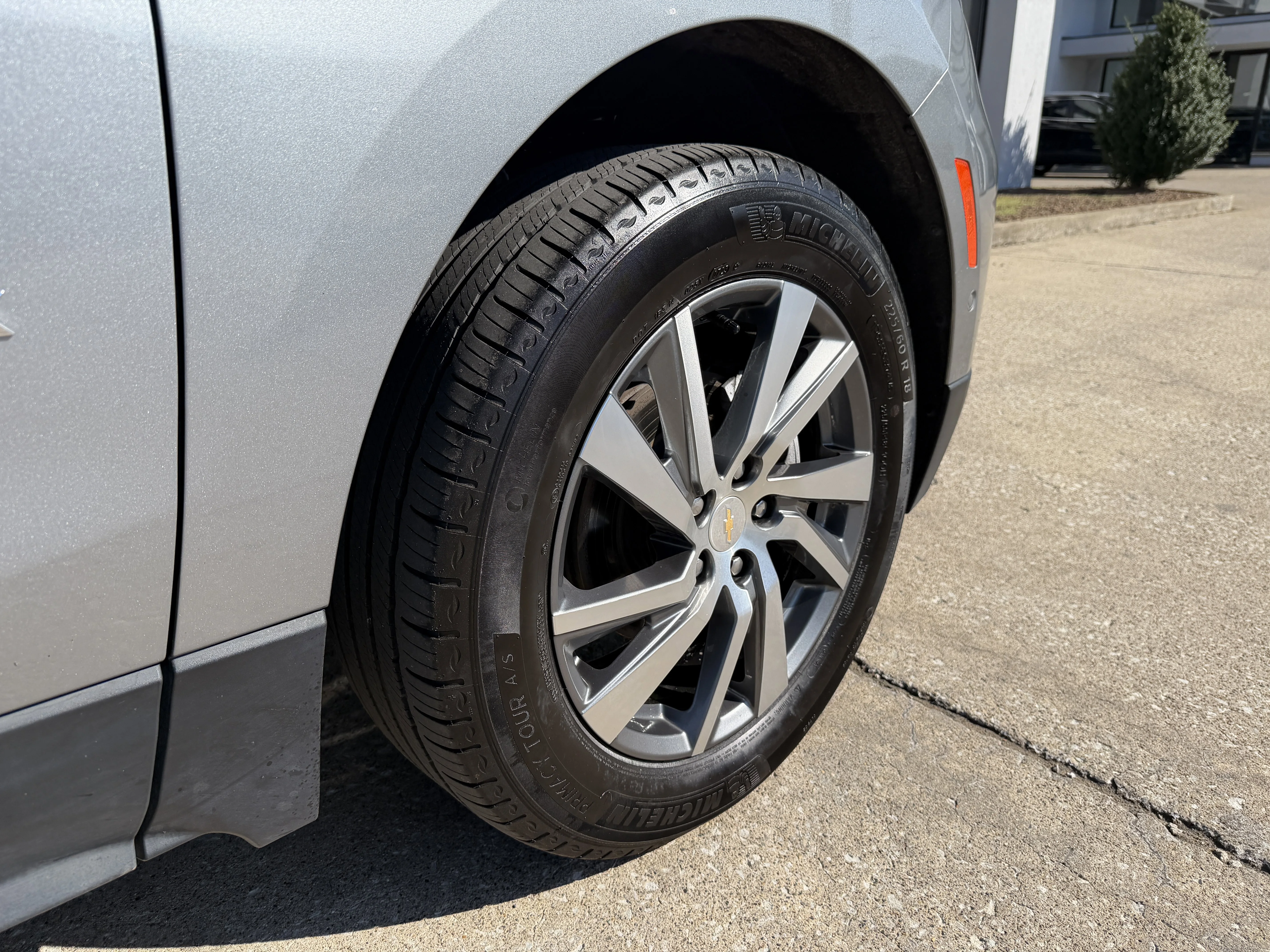 Used 2023 Sterling Gray Metallic Chevrolet Premier image 22