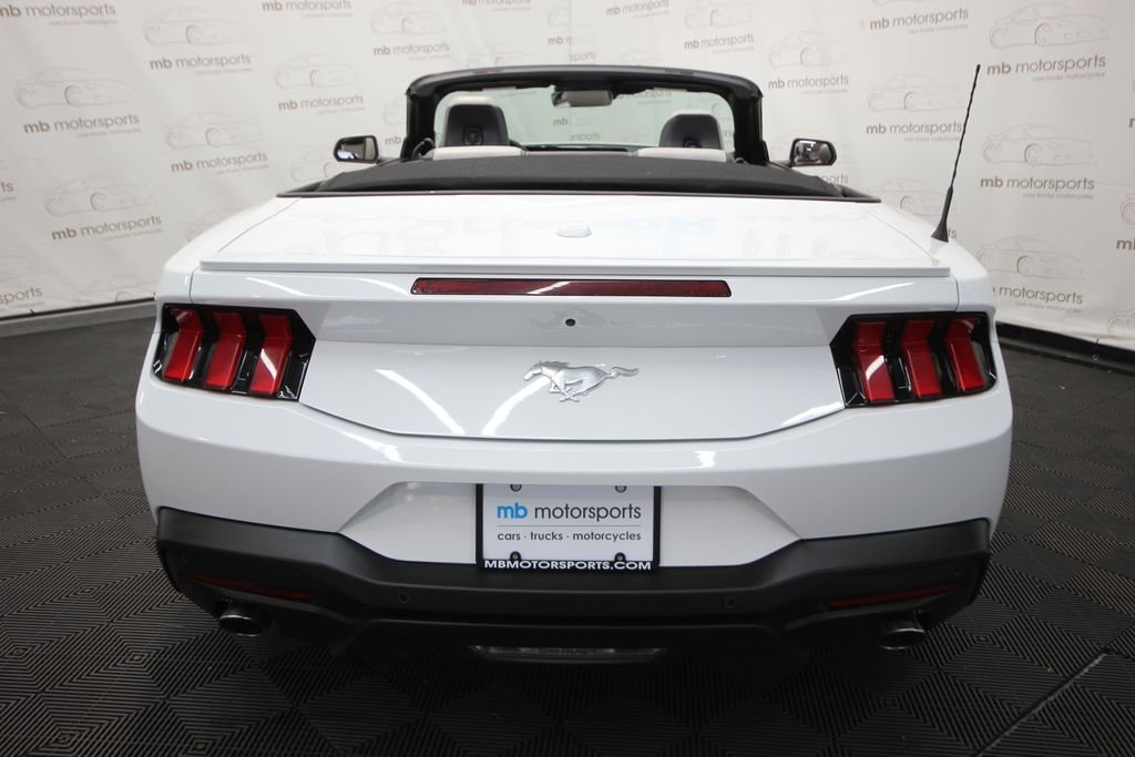 Used 2024 White Ford EcoBoost Premium image 15