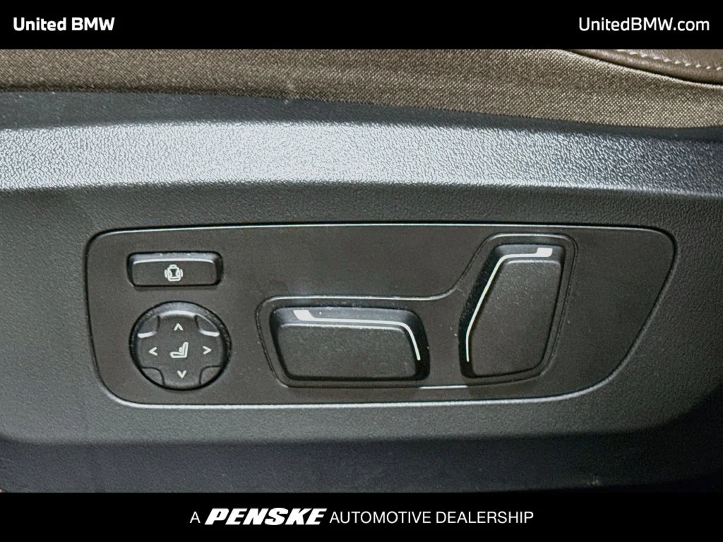 Certified Used 2026 Mineral White Metallic BMW 30 xDrive image 11