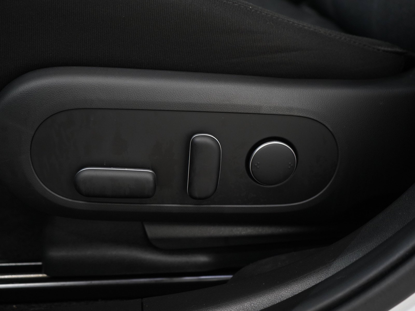 2024 Hyundai IONIQ 5 SEL - Photo 28