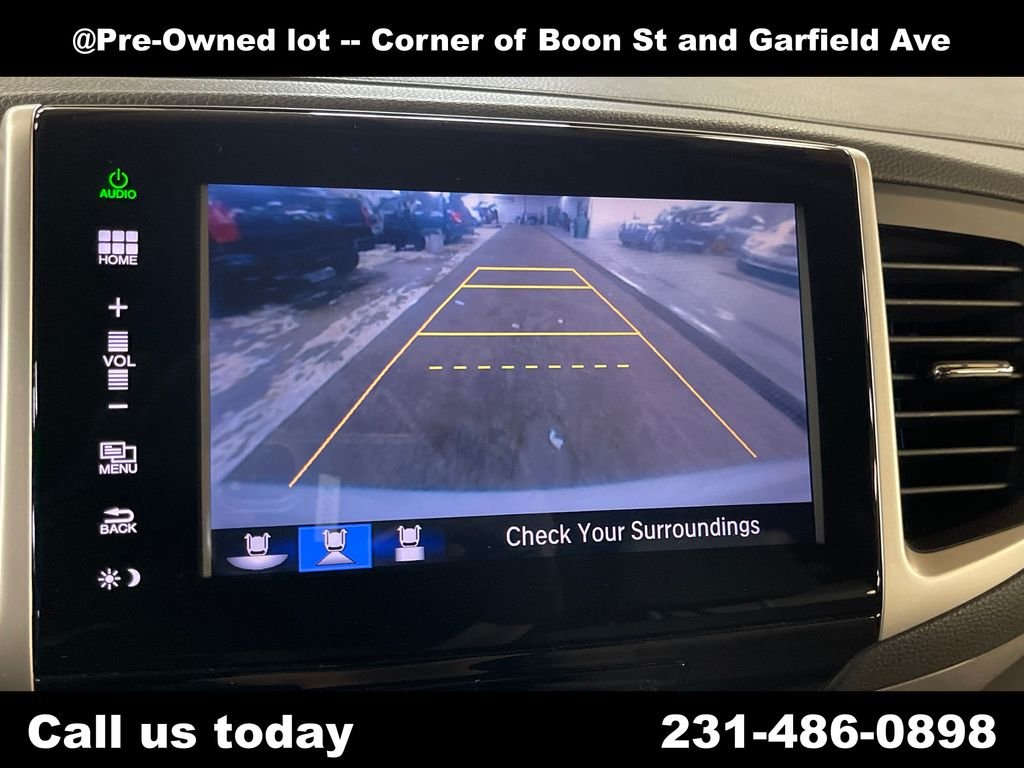 Used 2016  Honda EX image 23