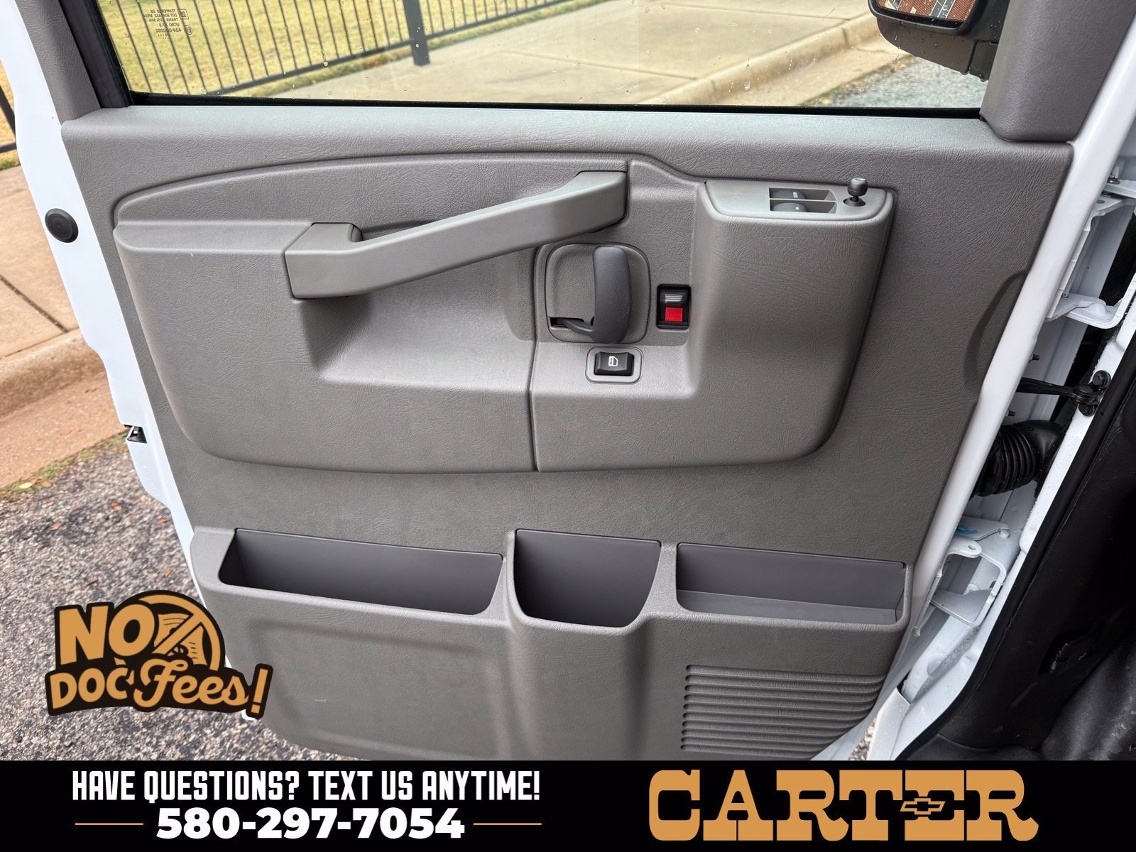 2025 Chevrolet Express Cargo Work Van - Photo 20