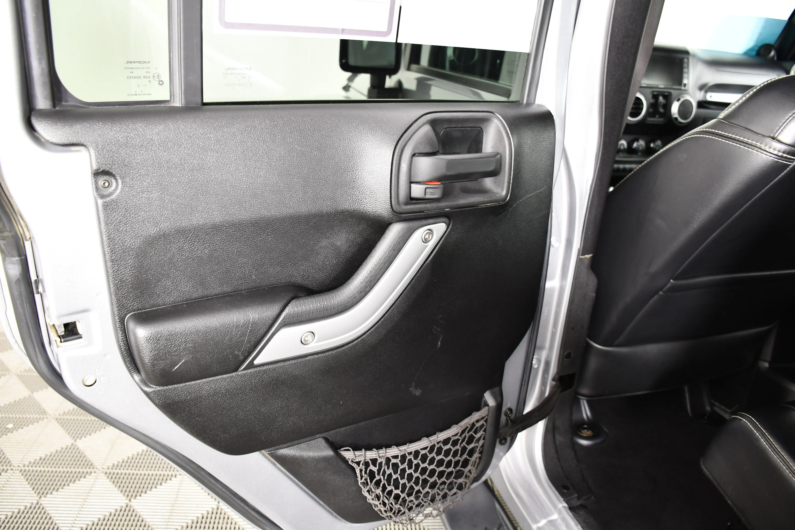 Used 2013 Billet Silver Metallic Jeep Sahara image 44