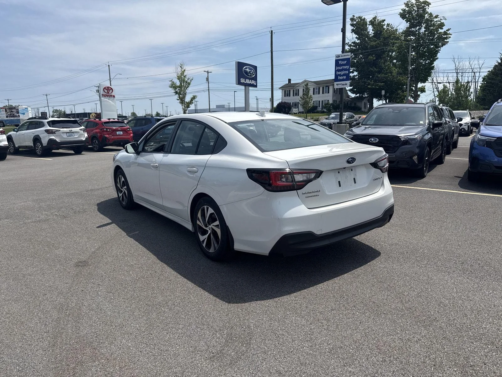 Used 2024 Crystal White Pearl Subaru Premium image 5