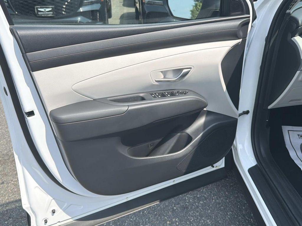 New 2026 White Hyundai SEL Plus AWD image 14
