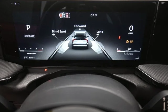Used 2026 Red Nissan SR image 17