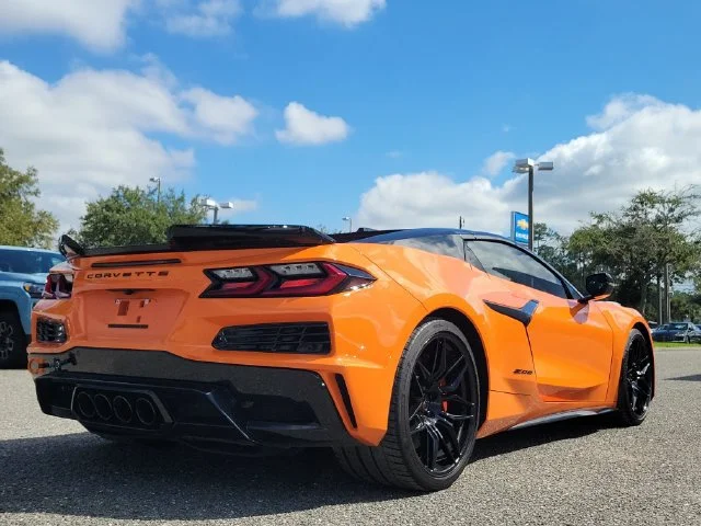 2024 Chevrolet Corvette 3LZ - Photo 18