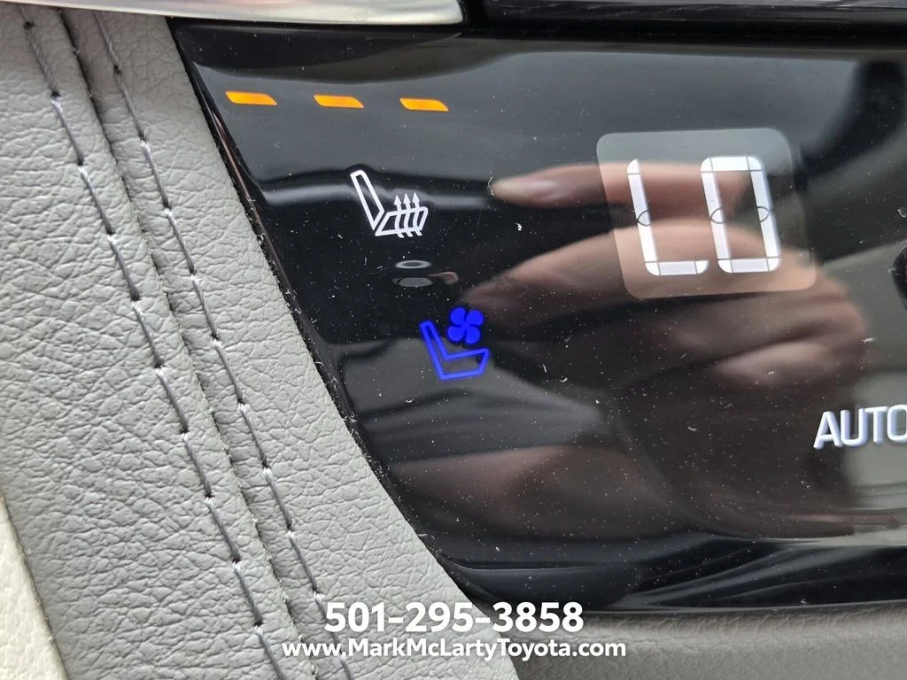 Used 2024 Silver Cadillac Premium Luxury image 24