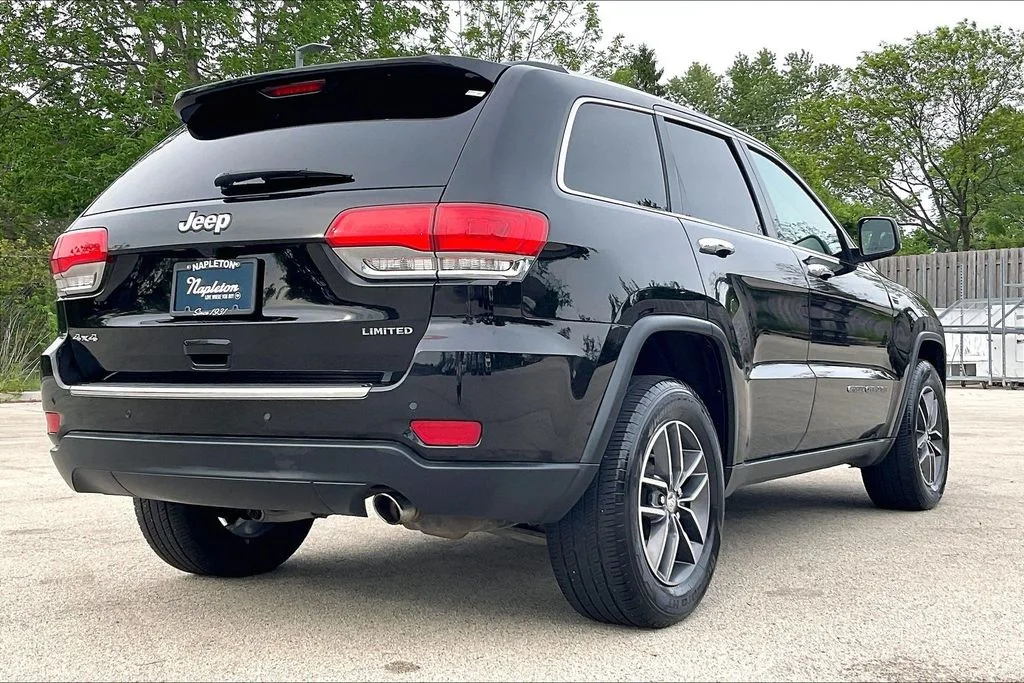 Used 2018 Black Jeep Limited image 13