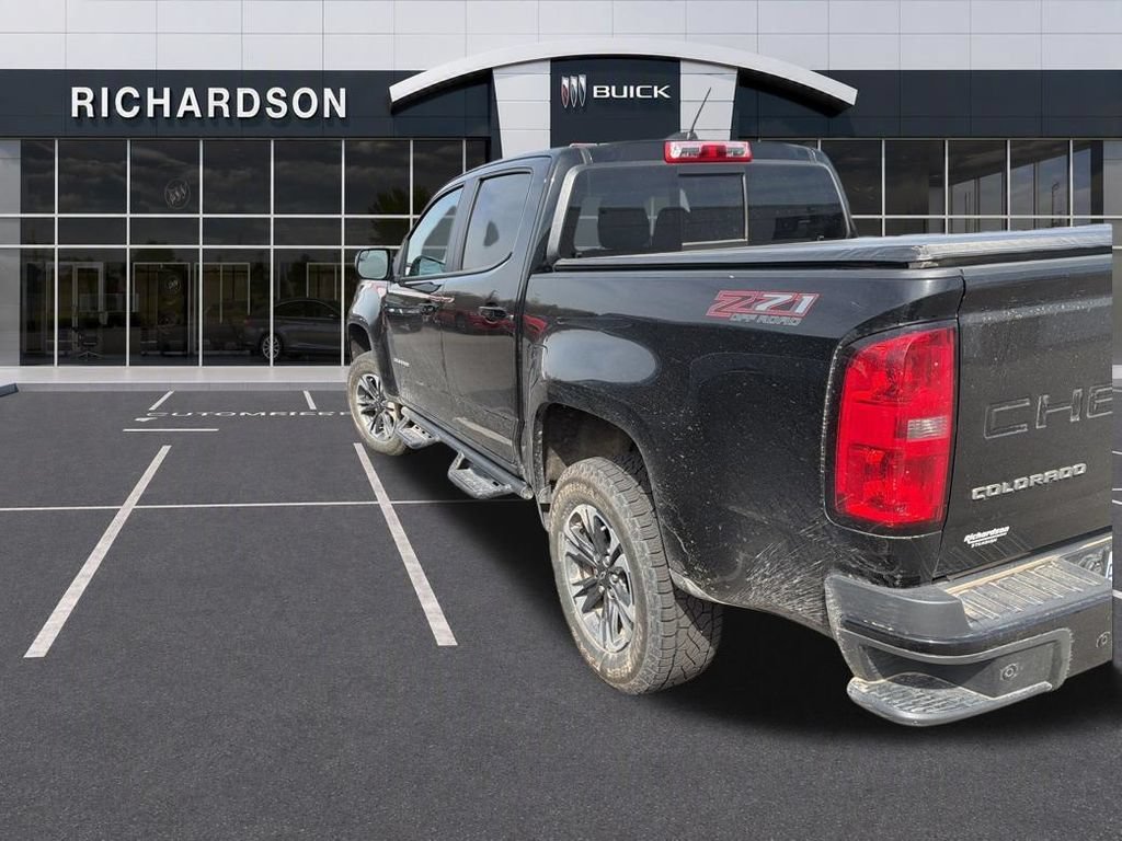Used 2022 Black Chevrolet Z71 image 42