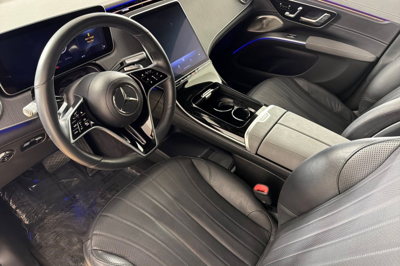 Certified Used 2023 Black Mercedes-Benz EQS 450+ image 9