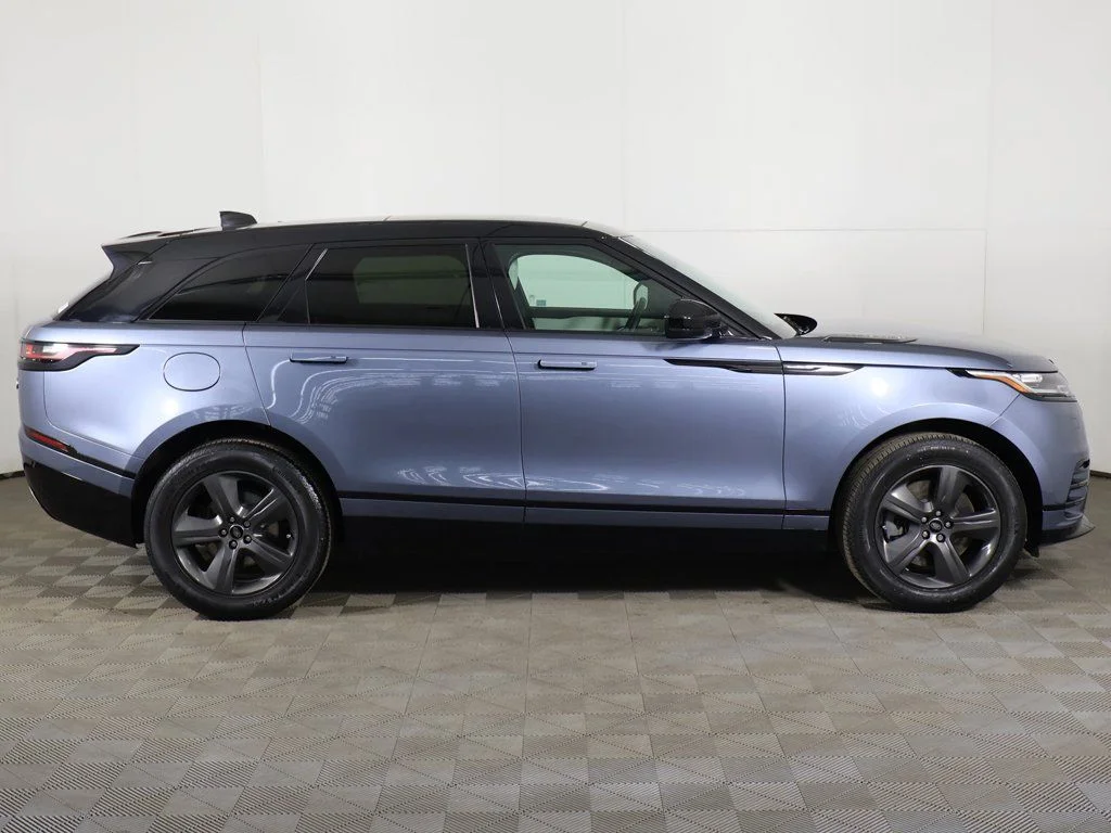Used 2023 Byron Blue Metallic Land Rover R-Dynamic S MHEV image 22
