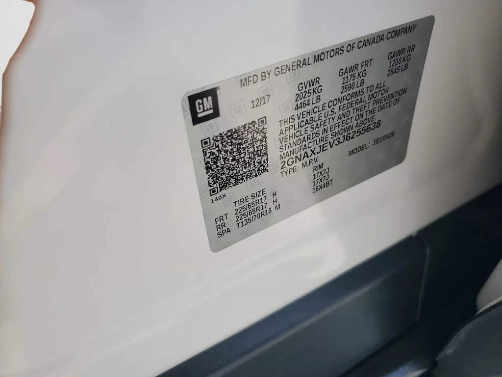Used 2018 IRIDESCENT PEARL TRICOAT Chevrolet LT image 27