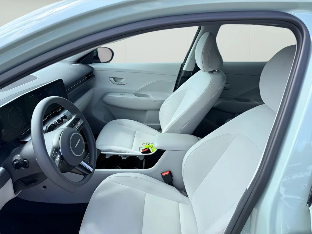 Used 2024 Mirage Green Hyundai SE image 10