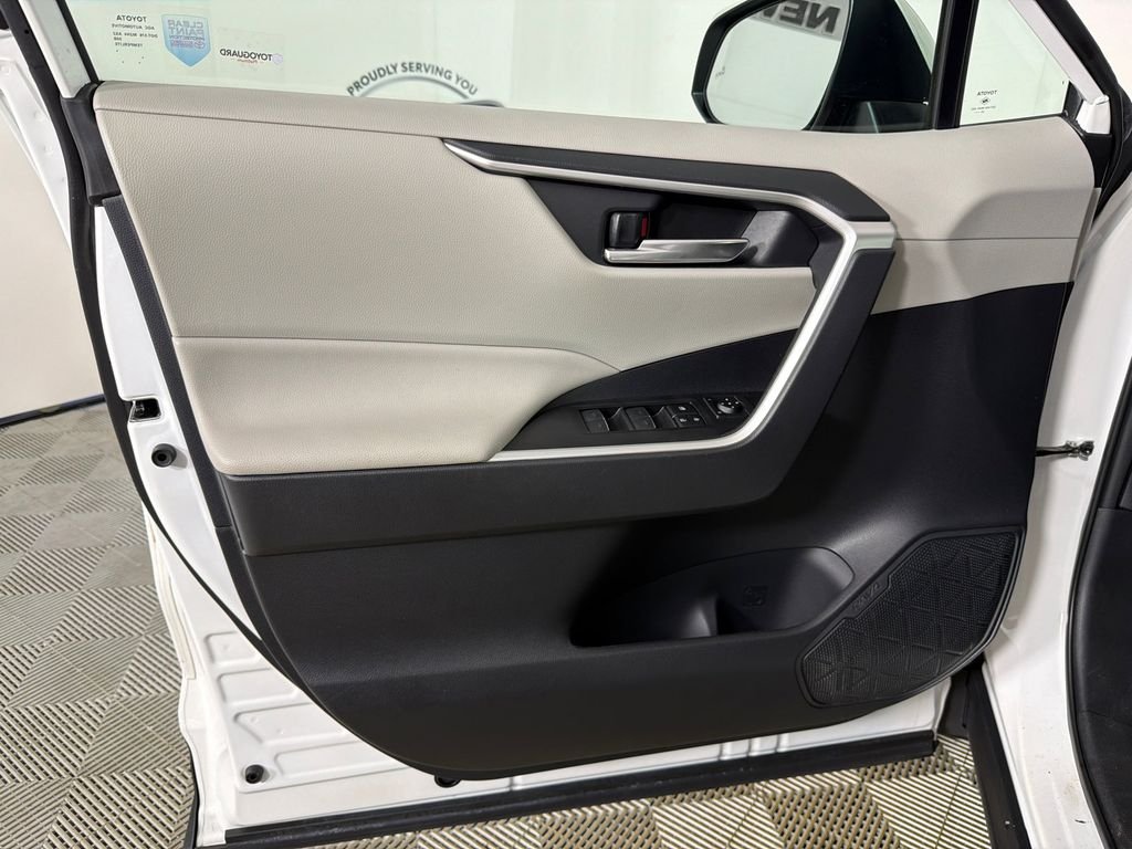 Certified Used 2024 White Toyota XLE image 10