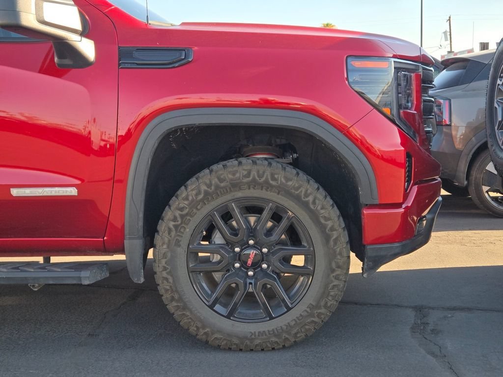 Used 2024 Volcanic Red Tintcoat GMC Elevation image 4