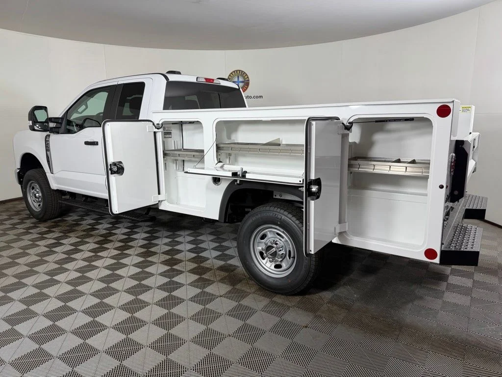 New 2026 Oxford White Ford F-250® XL image 21