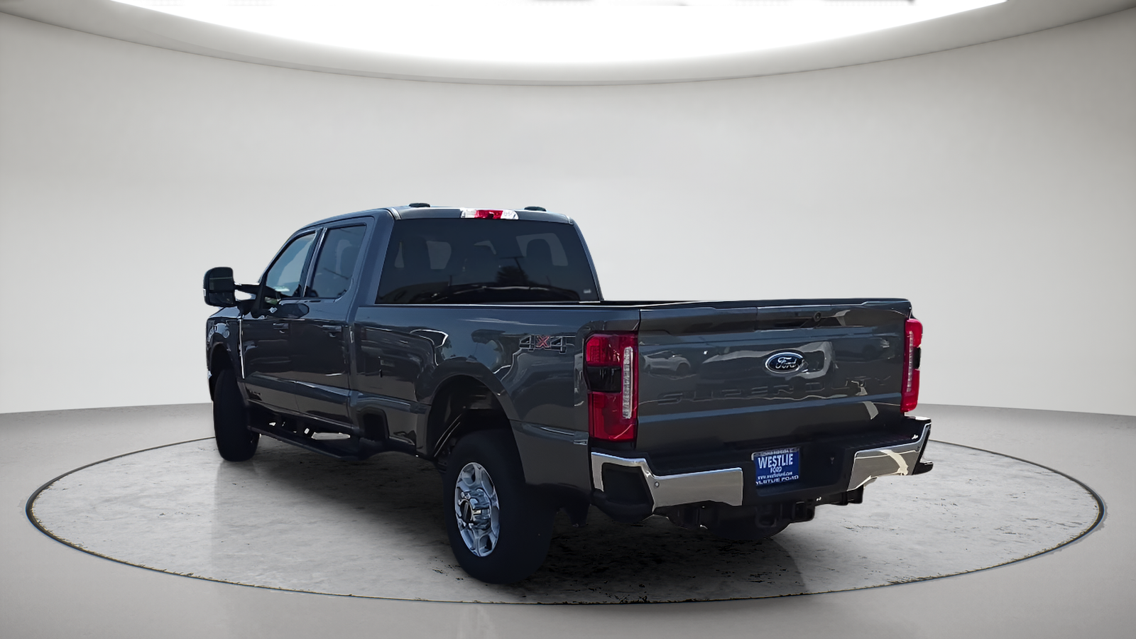 New 2026 Carbonized Gray Metallic Ford F-350® XLT image 9