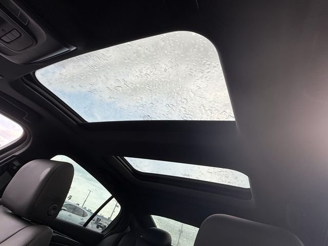 Used 2025 White Cadillac Sport image 19