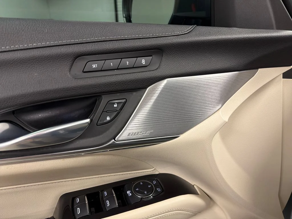 Used 2021 SATIN STEEL METALLIC Cadillac Premium Luxury image 20