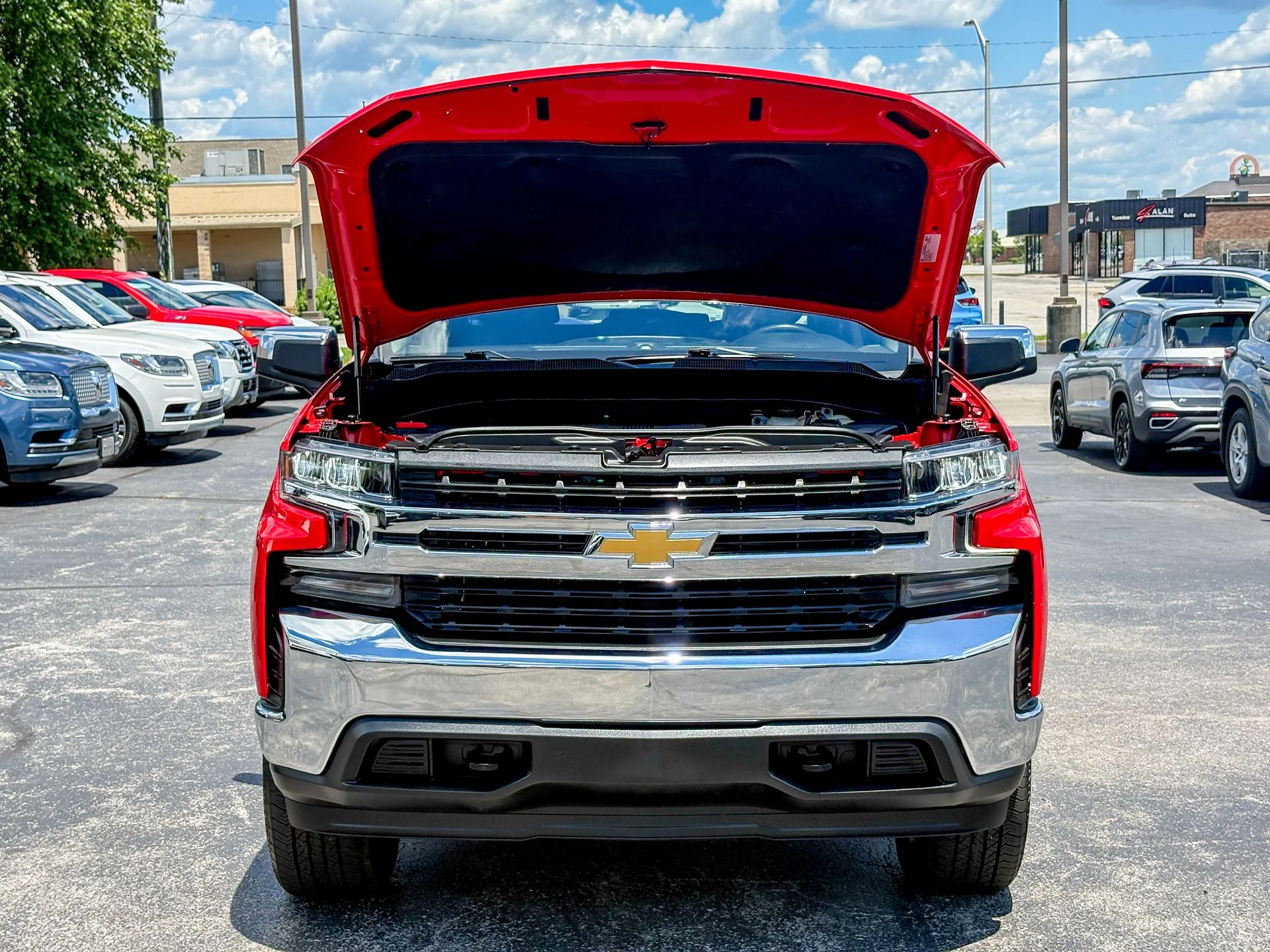 Used 2022 Red Chevrolet LT image 38