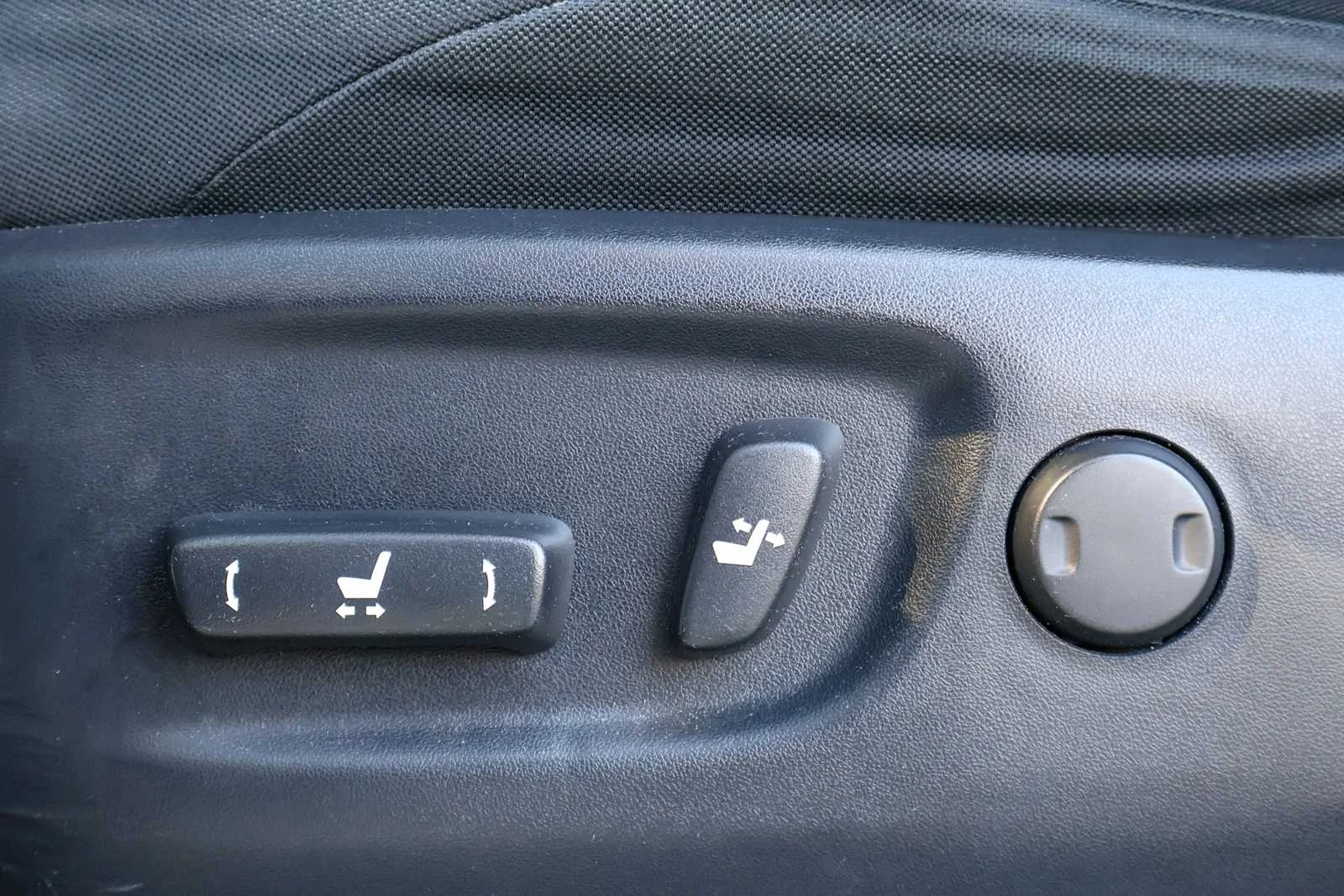 Used 2019 Magnetic Gray Metallic Toyota SR5 image 16