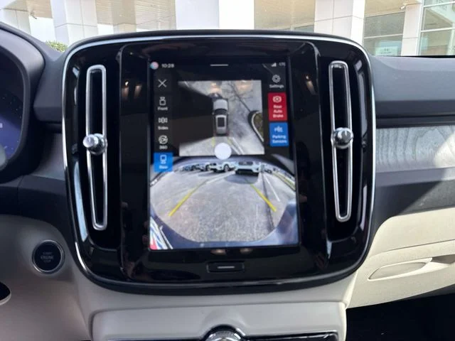 New 2026 Aurora Silver Volvo Ultra image 28
